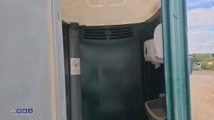 Portable toilet - 6