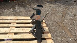 Pair of axle stands - 3