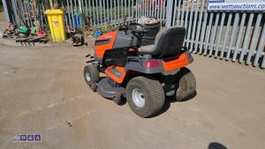 2012 HUSQVARNA YTH224T petrol ride on mower - 3