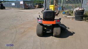 2012 HUSQVARNA YTH224T petrol ride on mower - 4