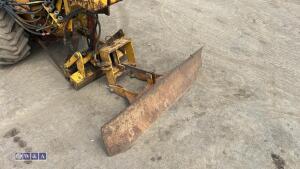 CASE MAXI SNEAKER SERIES-3 kubota diesel trencher c/w front blade, weights & rops (s/n JAF0199885) - 8