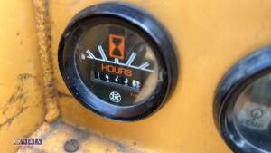 CASE MAXI SNEAKER SERIES-3 kubota diesel trencher c/w front blade, weights & rops (s/n JAF0199885) - 21