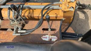 CASE MAXI SNEAKER SERIES-3 kubota diesel trencher c/w front blade, weights & rops (s/n JAF0199885) - 25