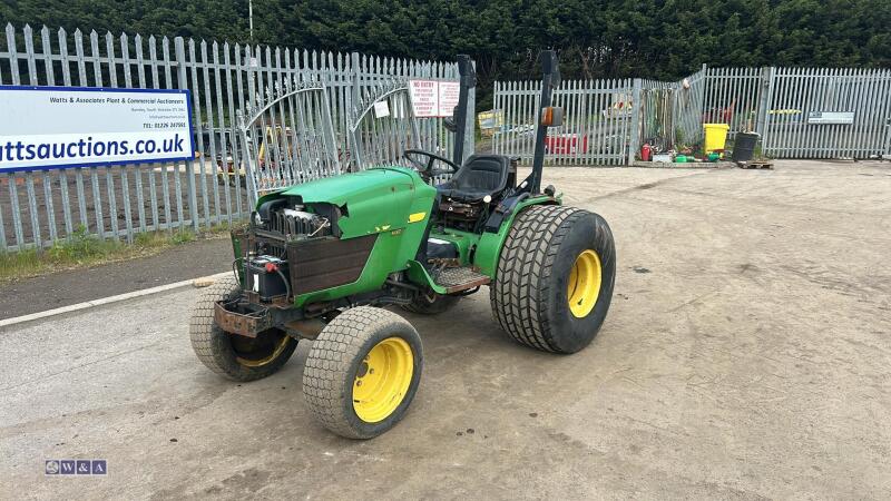 JOHN DEERE 4115 4wd hydrostatic tractor c/w spool valve, turf tyres & 3-point linkage (s/n D111057)