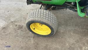JOHN DEERE 4115 4wd hydrostatic tractor c/w spool valve, turf tyres & 3-point linkage (s/n D111057) - 9