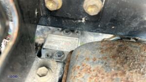JOHN DEERE 4115 4wd hydrostatic tractor c/w spool valve, turf tyres & 3-point linkage (s/n D111057) - 11