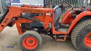 KUBOTA STa-30 4wd hydrostatic compact tractor c/w front loader & backhoe - 16