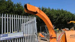 2002 JENSEN 528 Kubota diesel fast tow woodchipper (s/n 5502041180) - 16