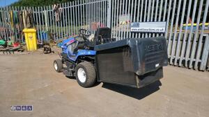 2011 ISEKI SXG19 4ft cut diesel ride on mower c/w hydraulic tip collector (s/n 102130) - 3