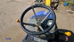 2011 ISEKI SXG19 4ft cut diesel ride on mower c/w hydraulic tip collector (s/n 102130) - 17