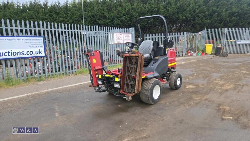 2018 TORO LT3340 4wd triple cylinder mower (YX68 DWM) (s/n 403210402)