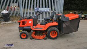 2010 KUBOTA G23 diesel hydrostatic ride on mower c/w collector (s/n 11723) - 2