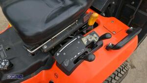 2010 KUBOTA G23 diesel hydrostatic ride on mower c/w collector (s/n 11723) - 18