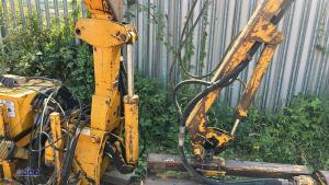 BOMFORD hedge cutter c/w cable controls, Pto & axle brackets - 9