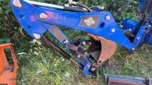 2020 METRO-STAL 3-point linkage backhoe c/w stabiliser kit, digging & ditching bucket c/w quick hitch - 7