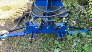 2020 METRO-STAL 3-point linkage backhoe c/w stabiliser kit, digging & ditching bucket c/w quick hitch - 12