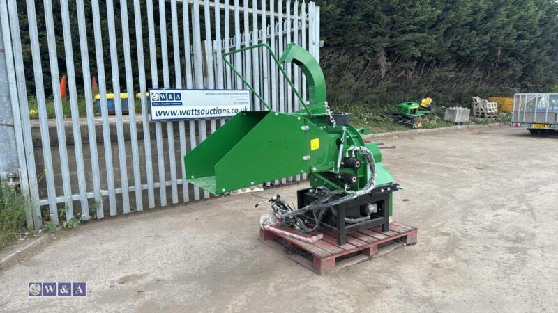 TAIYUE 8'' tractor mounted wood chipper c/w hydraulic feed & Pto shaft (crated unused)