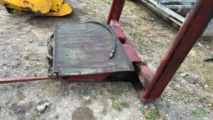 Bale nipper to suit round or square bales - 4