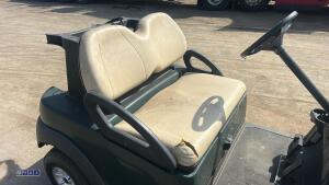 CLUB CAR electric golf buggy c/w charger (s/n 657992) - 16
