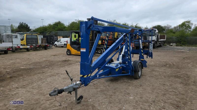 UPRIGHT TL38 fast tow cherry picker (no batteries or joystick)