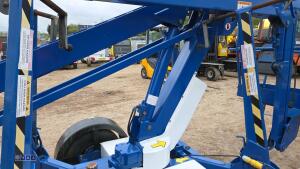 UPRIGHT TL38 fast tow cherry picker (no batteries or joystick) - 19