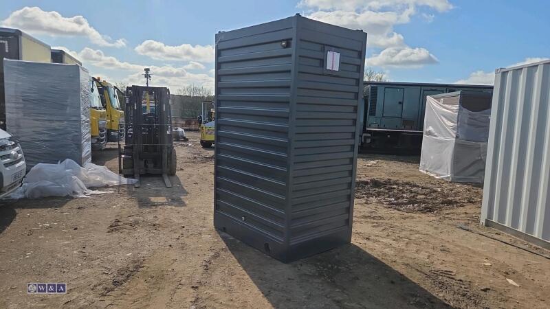 Single toilet