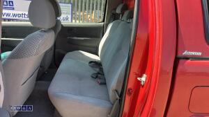 2006 TOYOTA HILUX D4-D HL3 5-speed manual diesel double cab pickup (ST56 EGE) - 17