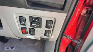 2006 TOYOTA HILUX D4-D HL3 5-speed manual diesel double cab pickup (ST56 EGE) - 24