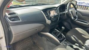 2017 MITSUBISHI L200 TITAN DI-D 6-speed manual 4wd double cab pick-up with rear privacy glass (AF67 URA)(V5 in office) - 13