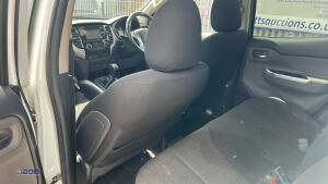 2017 MITSUBISHI L200 TITAN DI-D 6-speed manual 4wd double cab pick-up with rear privacy glass (AF67 URA)(V5 in office) - 16