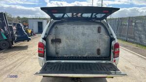 2017 MITSUBISHI L200 TITAN DI-D 6-speed manual 4wd double cab pick-up with rear privacy glass (AF67 URA)(V5 in office) - 18