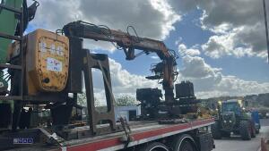 2012 SDC articulated tri-axle flatbed brick trailer with TEREX ATLAS 85.2 donkey engine brick crane and ATLAS TREX donkey engine brick crane (ID Mark C362991) - 10