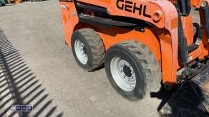 2019 GEHL 150 skid steer loader c/w bucket & 3rd service (s/n GHL0R150C0D196382) - 9
