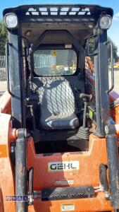 2019 GEHL 150 skid steer loader c/w bucket & 3rd service (s/n GHL0R150C0D196382) - 16