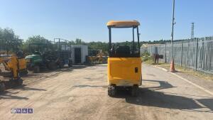 2019 JCB 15C rubber tracked excavator (s/n 2710400) with 3 buckets, blade, piped & canopy - 9