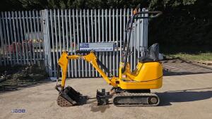 2022 JCB 8008 rubber tracked excavator (s/n 3090669) c/w 3 x buckets, blade, piped, expanding tracks & ROPS - 2