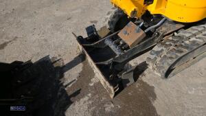 2022 JCB 8008 rubber tracked excavator (s/n 3090669) c/w 3 x buckets, blade, piped, expanding tracks & ROPS - 19