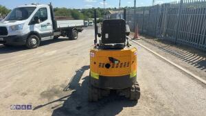 2018 LX08.9B rubber tracked excavator (s/n 1810262) with 4 buckets, blade & Q/hitch - 3