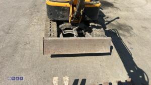 2018 LX08.9B rubber tracked excavator (s/n 1810262) with 4 buckets, blade & Q/hitch - 9
