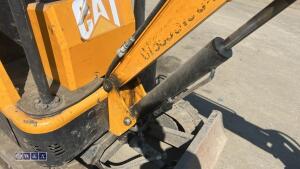 2018 LX08.9B rubber tracked excavator (s/n 1810262) with 4 buckets, blade & Q/hitch - 12