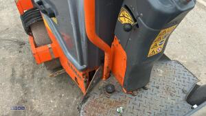 2016 HAMM HD10C double drum roller (s/n H1993560) - 24