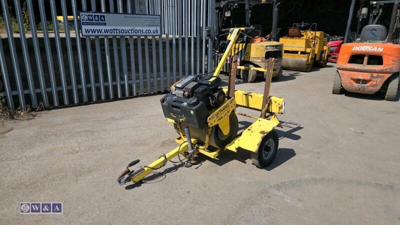 2010 BOMAG BW55E single drum roller & trailer (s/n 101620028859)