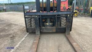 BOSS 13t forklift with duplex mast - 9