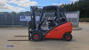 2012 LINDE H35T gas forklift (s/n H2X393C03139) with duplex mast & side-shift - 2
