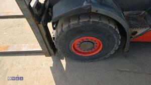 2012 LINDE H35T gas forklift (s/n H2X393C03139) with duplex mast & side-shift - 9