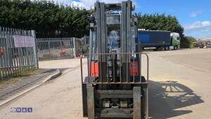 2012 LINDE H35T gas forklift (s/n H2X393C03139) with duplex mast & side-shift - 15