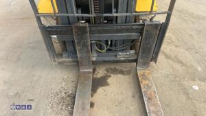 2015 JUNGHEINRICH TFG320 gas forklift (9993)(s/n FN496956) with triple mast & side-shift - 9
