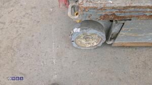 2014 SKYJACK SJ111 3219 battery driven scissor lift (s/n 22067650) - 9