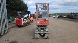 2013 SKYJACK SJ111 3219 battery driven scissor lift (s/n 22047427) - 8