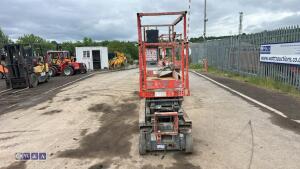 2011 SKYJACK SJ111 3219 battery driven scissor lift (s/n 22026493) - 3